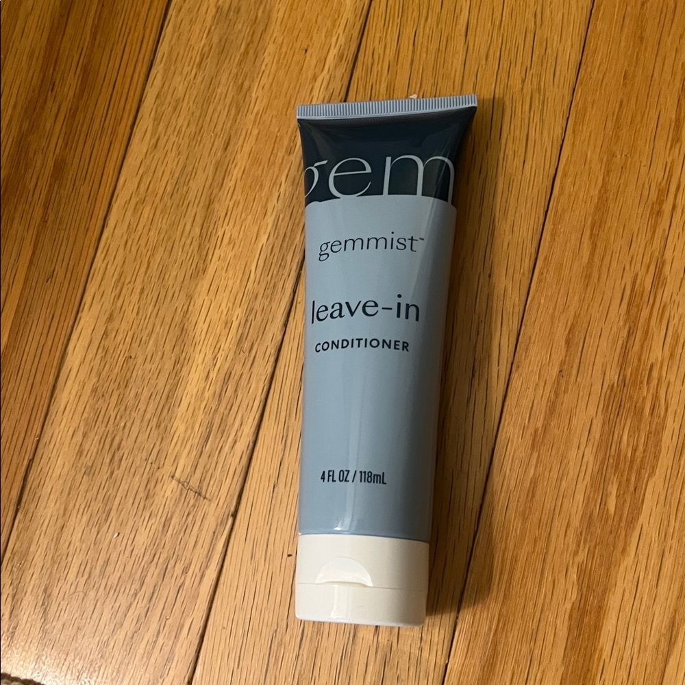 Gemmist leave-in conditioner 4oz